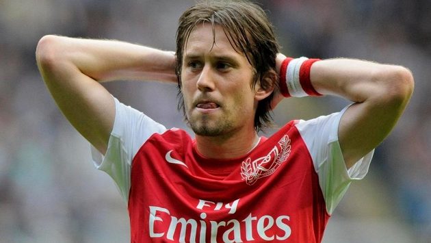 Bude Tomáš Rosický muset po dalším zranění oželet zbytek sezóny? Bude Tomáš Rosický muset po dalším zranění oželet zbytek sezóny?