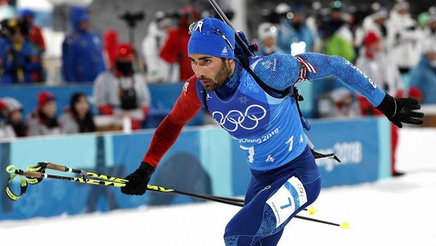 Francouz Martin Fourcade veze štafetu k olympijskému zlatu. Francouz Martin Fourcade veze štafetu k olympijskému zlatu.