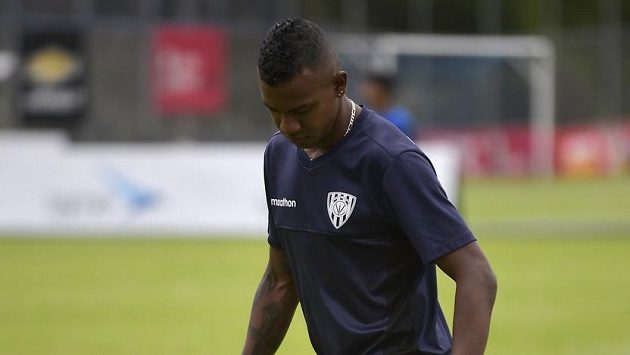 Ekvádorský fotbalista José Angulo. Ekvádorský fotbalista José Angulo.