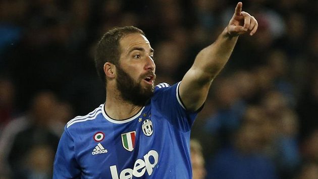 Juventus se opět mohl spolehnout na svého kanonýra. Gonzalo Higuain vstřelil Chievu dva góly. Juventus se opět mohl spolehnout na svého kanonýra. Gonzalo Higuain vstřelil Chievu dva góly.