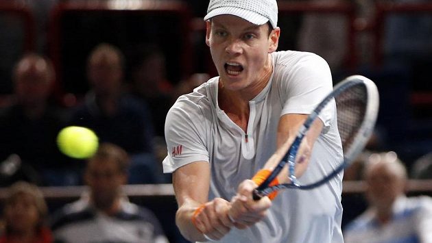 Český tenista Tomáš Berdych vstoupí do Turnaje mistrů jako šestý hráč světa. Český tenista Tomáš Berdych vstoupí do Turnaje mistrů jako šestý hráč světa.