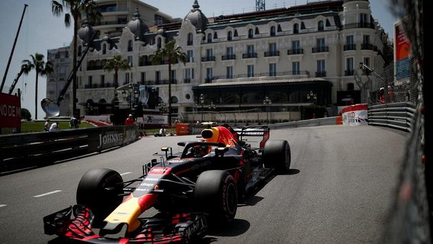 Daniel Ricciardo během kvalifikace v Monte Carlu. Daniel Ricciardo během kvalifikace v Monte Carlu.
