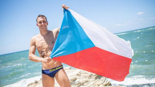 Michal Navrátil při závodu série Red Bull Cliff Diving v Bejrútu. Michal Navrátil při závodu série Red Bull Cliff Diving v Bejrútu.
