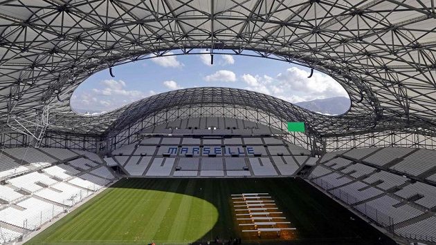 Aktuální kapacita zrekonstruovaného Stade Vélodrome je 67 371 diváků. Aktuální kapacita zrekonstruovaného Stade Vélodrome je 67 371 diváků.