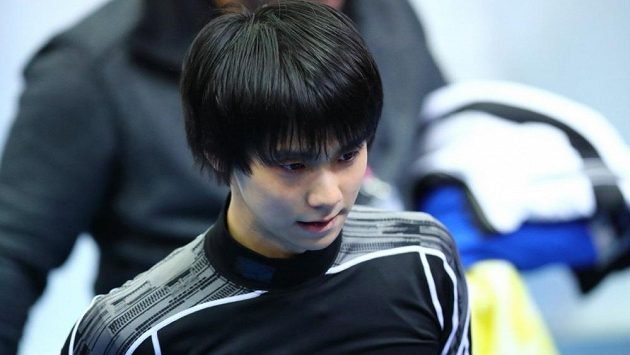 Japonský krasobruslař Juzuru Hanju, který od listopadu bojuje se zraněním kotníku, bude obhajovat na olympijských hrách v Pchjongčchangu zlatou medaili ze Soči. Japonský krasobruslař Juzuru Hanju, který od listopadu bojuje se zraněním kotníku, bude obhajovat na olympijských hrách v Pchjongčchangu zlatou medaili ze Soči.