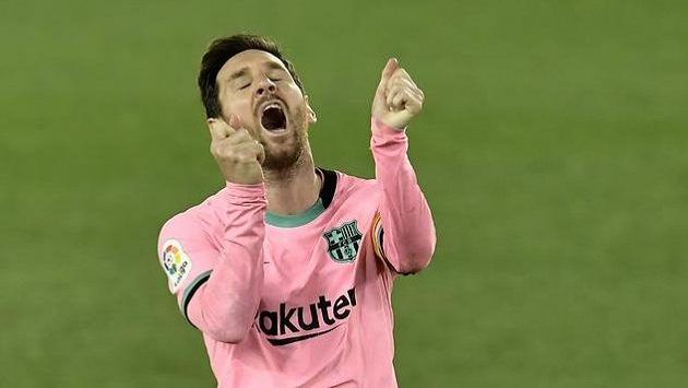 Barcelonský Lionel Messi při utkání s Alavésem. Barcelonský Lionel Messi při utkání s Alavésem.