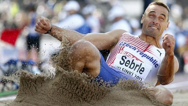 Roman Šebrle při skoku do dálky na ME Roman Šebrle při skoku do dálky na ME