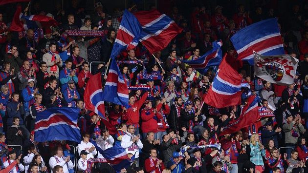 Fanoušci Viktorie Plzeň. Fanoušci Viktorie Plzeň.