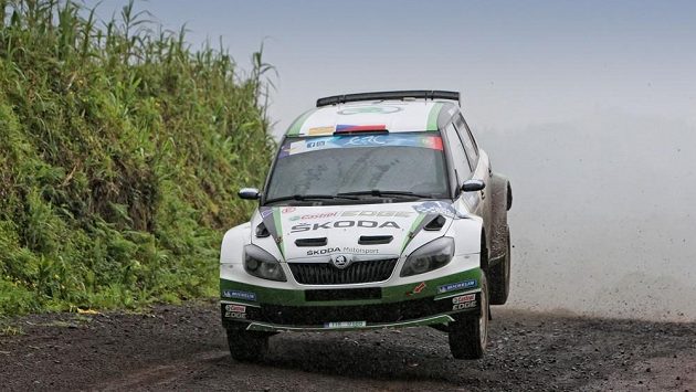 Jan Kopecký se Škodou Fabia S2000 na tratí Rallye Azory 2013. Jan Kopecký se Škodou Fabia S2000 na tratí Rallye Azory 2013.