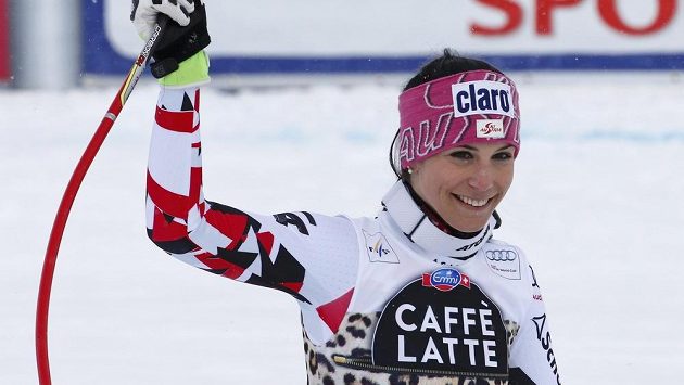 Nečekaná vítězka sjezdu ve Svatém Mořici, Rakušanka Mirjam Puchnerová. Nečekaná vítězka sjezdu ve Svatém Mořici, Rakušanka Mirjam Puchnerová.