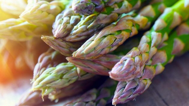 Asparagus - jen si tak trochu zachřestit. Asparagus - jen si tak trochu zachřestit.