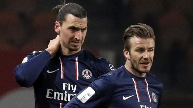 David Beckham (vpravo) a jeho spoluhráč Zlatan Ibrahimovic v dresu PSG. David Beckham (vpravo) a jeho spoluhráč Zlatan Ibrahimovic v dresu PSG.
