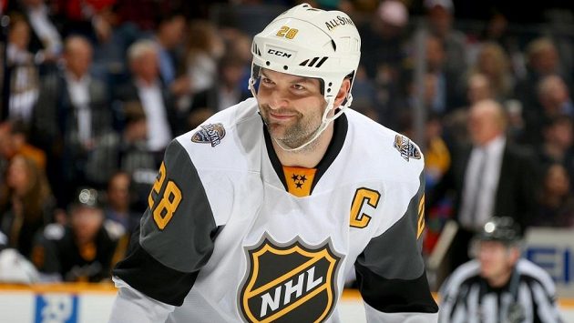 John Scott během Utkání hvězd NHL v roce 2016. John Scott během Utkání hvězd NHL v roce 2016.