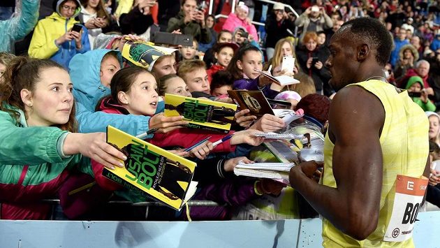 Hlavní hvězda mítinku Zlatá tretra - jamajský sprinter Usain Bolt. Hlavní hvězda mítinku Zlatá tretra - jamajský sprinter Usain Bolt.