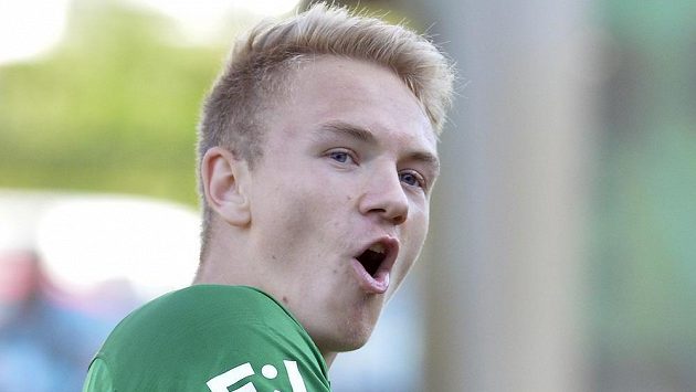 Příbramský Jan Matoušek se raduje z branky proti Dukle. Příbramský Jan Matoušek se raduje z branky proti Dukle.