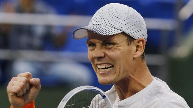 Tomáš Berdych se raduje po vítězství nad Felicianem Lópezem. Tomáš Berdych se raduje po vítězství nad Felicianem Lópezem.
