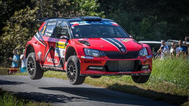 Jan Kopecký se Škodou Fabia R5 na trati Barum rallye 2016. Jan Kopecký se Škodou Fabia R5 na trati Barum rallye 2016.