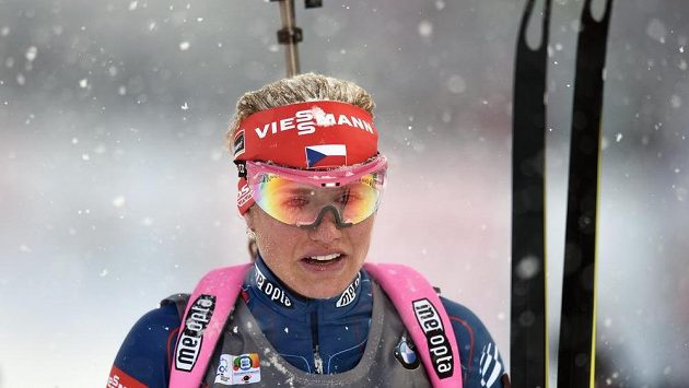 Gabriela Soukalová v cíli stíhacího závodu. Gabriela Soukalová v cíli stíhacího závodu.