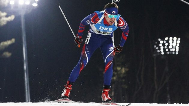 Za pořadatelskou zemi únorových olympijských her Koreu mohou v Pchjongčchangu startovat další dva ruští biatlonisté. Mezinárodní olympijský výbor povolil start na ZOH 2018 Timofeji Lapšinovi (na snímku) a Jekatěrině Avvakumovové, kteří letos obdrželi jihokorejské občanství. Za pořadatelskou zemi únorových olympijských her Koreu mohou v Pchjongčchangu startovat další dva ruští biatlonisté. Mezinárodní olympijský výbor povolil start na ZOH 2018 Timofeji Lapšinovi (na snímku) a Jekatěrině Avvakumovové, kteří letos obdrželi jihokorejské občanství.