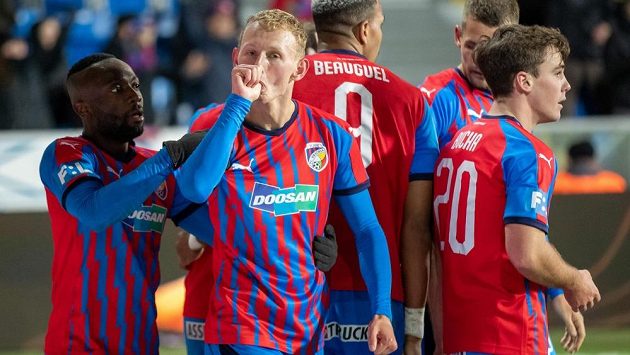 Ondřej Mihálik věnovak svůj vítězný gól proti Českým Budějovicím synovi Tadeášovi. Ondřej Mihálik věnovak svůj vítězný gól proti Českým Budějovicím synovi Tadeášovi.