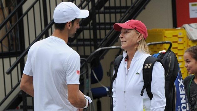 Nečekaného poradce měl srbský tenista Novak Djokovič v podobě legendární Martiny Navrátilové. Nečekaného poradce měl srbský tenista Novak Djokovič v podobě legendární Martiny Navrátilové.