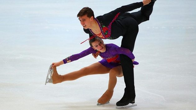 Čeští krasobruslaři Anna Dušková a Martin Bidař. Čeští krasobruslaři Anna Dušková a Martin Bidař.