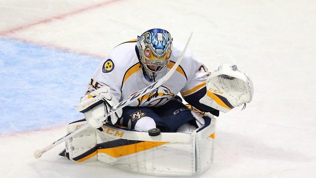 Pekka Rinne byl opět ústřední postavou Nashvillu v utkání se Chicagem. Pekka Rinne byl opět ústřední postavou Nashvillu v utkání se Chicagem.