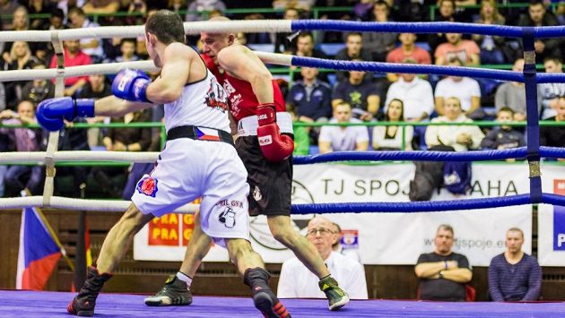Česká boxerská reprezentace nastoupí v sobotu do ringu proti výběru Rakouska (ilustrační foto) Česká boxerská reprezentace nastoupí v sobotu do ringu proti výběru Rakouska (ilustrační foto)
