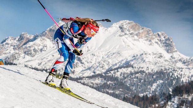 Eva Puskarčíková na trati během závodu mixu na MS v Hochfilzenu. Eva Puskarčíková na trati během závodu mixu na MS v Hochfilzenu.