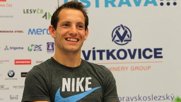 Francouzský tyčkař Renaud Lavillenie. Francouzský tyčkař Renaud Lavillenie.