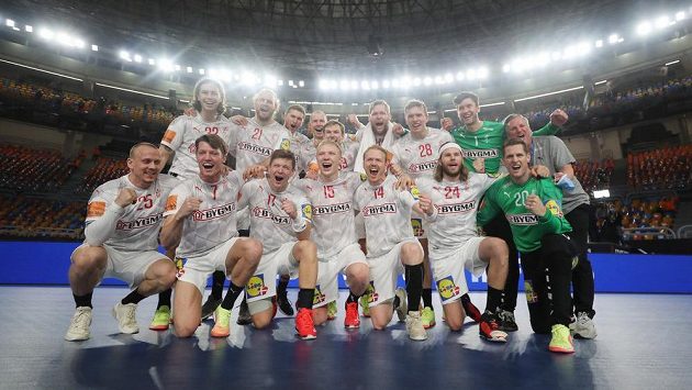 Házenkáři Dánska po postupu do semifinále MS. Házenkáři Dánska po postupu do semifinále MS.