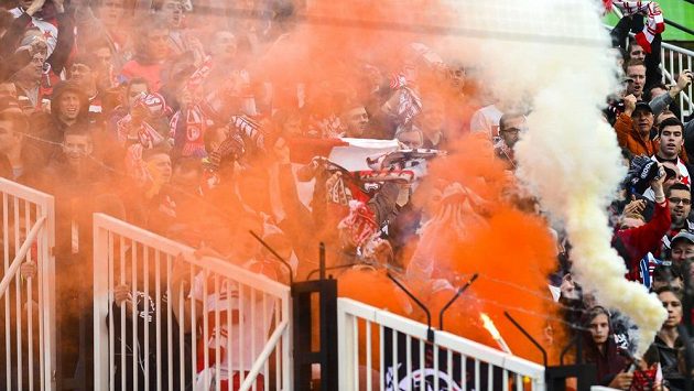 Fanoušci Slavie v Hradci Králové. Fanoušci Slavie v Hradci Králové.