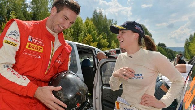 Petr Koukal s australskou závodnicí Molly Taylorové při Barum rallye 2013. Petr Koukal s australskou závodnicí Molly Taylorové při Barum rallye 2013.