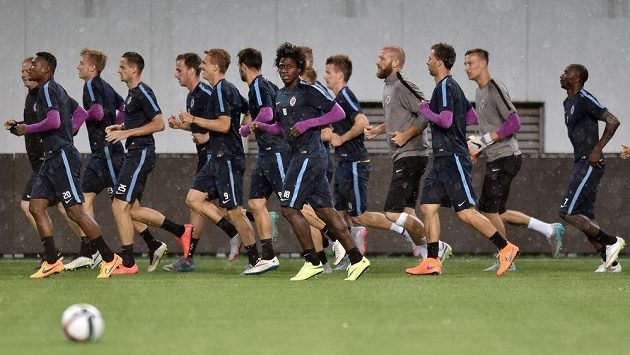 Fotbalisté Sparty během tréniku v Areně Chimki v Moskvě. Fotbalisté Sparty během tréniku v Areně Chimki v Moskvě.
