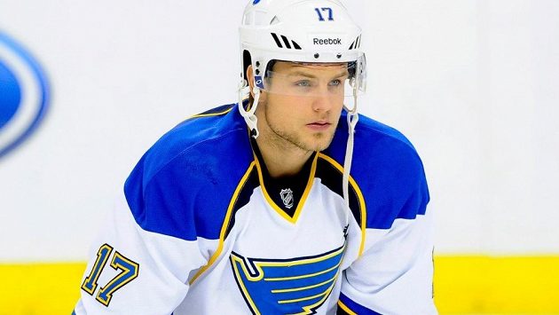 Vladimír Sobotka v dresu St. Louis Blues v sezóně 2013/14. Vladimír Sobotka v dresu St. Louis Blues v sezóně 2013/14.