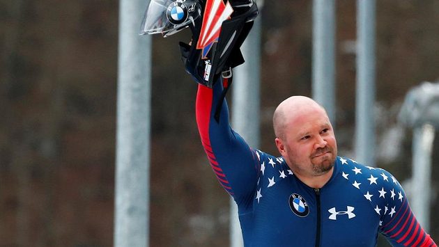 Americký bobista Steven Holcomb. Americký bobista Steven Holcomb.
