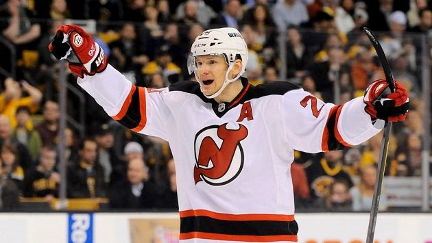 Patrik Eliáš třikrát asistoval na gól a zasloužil se tak o výhru svého New Jersey nad NY Rangers. Patrik Eliáš třikrát asistoval na gól a zasloužil se tak o výhru svého New Jersey nad NY Rangers.