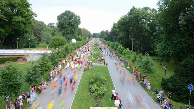 Půlmaratón v Olomouci se běží v podmanivé atmosféře letního podvečera. Půlmaratón v Olomouci se běží v podmanivé atmosféře letního podvečera.