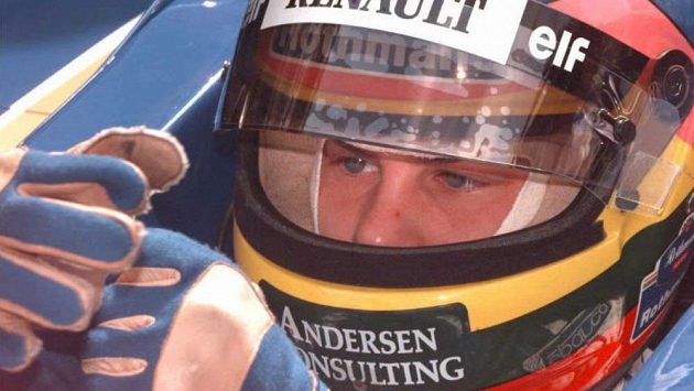 Exmistr světa v závodech vozů formule 1 Jacques Villeneuve. Exmistr světa v závodech vozů formule 1 Jacques Villeneuve.