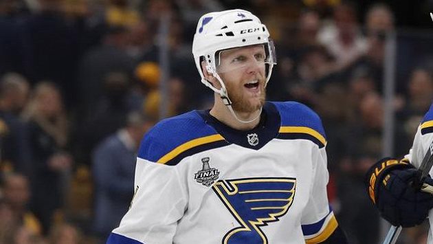 Carl Gunnarsson zůstává v St. Louis Carl Gunnarsson zůstává v St. Louis