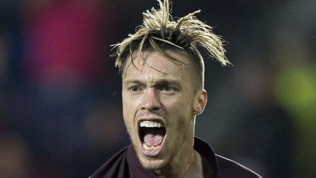 Václav Kadlec ze Sparty se raduje ze svého druhého gólu. Václav Kadlec ze Sparty se raduje ze svého druhého gólu.