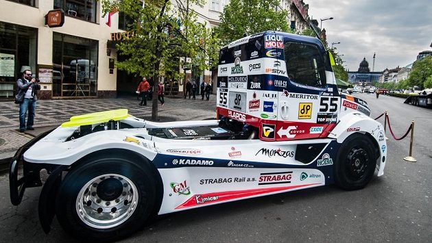 Nový truck Buggyra s označením Fat Fox 2016. Nový truck Buggyra s označením Fat Fox 2016.