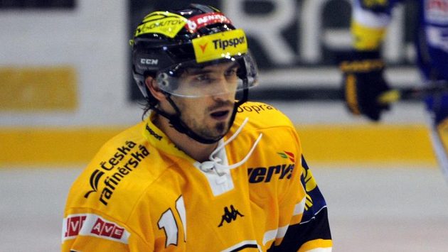 Útočník František Lukeš dal oba góly Litvínova proti Pardubicím. Útočník František Lukeš dal oba góly Litvínova proti Pardubicím.