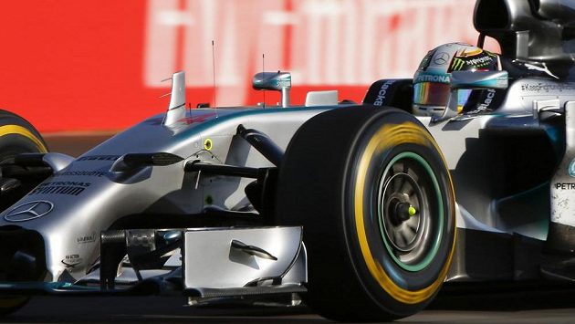 Lewis Hamilton během Velké ceny Ruska vozů formule 1. Lewis Hamilton během Velké ceny Ruska vozů formule 1.