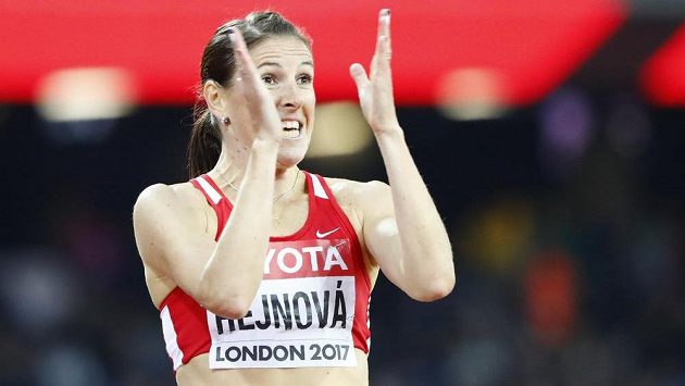 Překážkářka Zuzana Hejnová na archivním snímku. Překážkářka Zuzana Hejnová na archivním snímku.