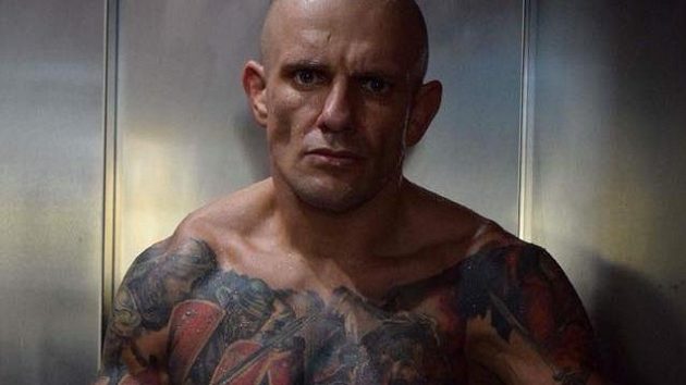 Jaroslav" Číňan" Poborský. První Čech, který má za sebou 100 zápasů v MMA. Jaroslav" Číňan" Poborský. První Čech, který má za sebou 100 zápasů v MMA.