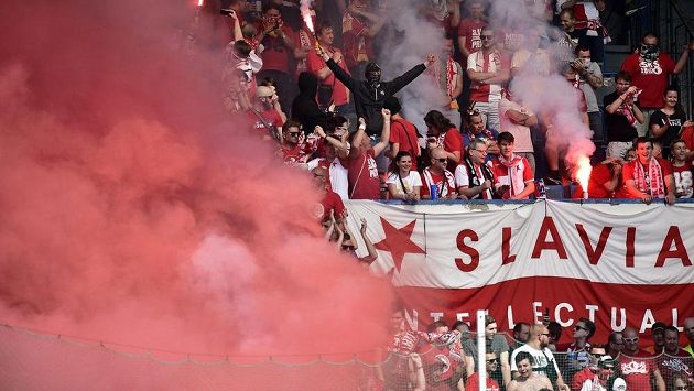 Fanoušci Slavie. Fanoušci Slavie.