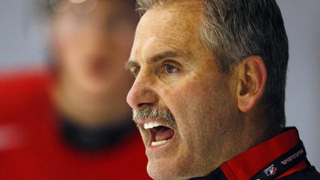 Kouč Willie Desjardins povede hokejisty Vancouveru. Kouč Willie Desjardins povede hokejisty Vancouveru.