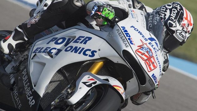 Nicky Hayden na trati v Indianapolisu. Nicky Hayden na trati v Indianapolisu.