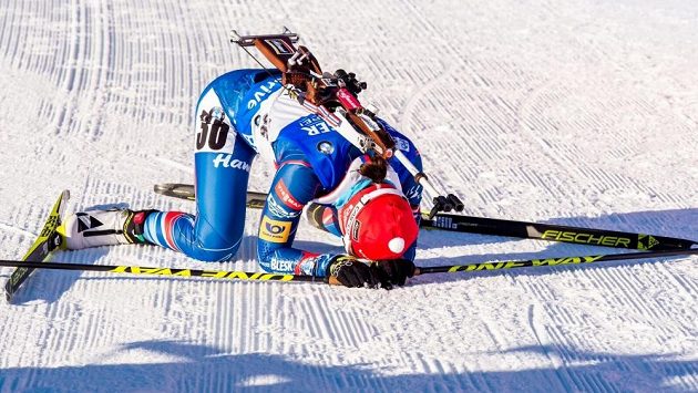 Vyčerpaná Veronika Vítková v cíli sprintu v Anterselvě. Vyčerpaná Veronika Vítková v cíli sprintu v Anterselvě.